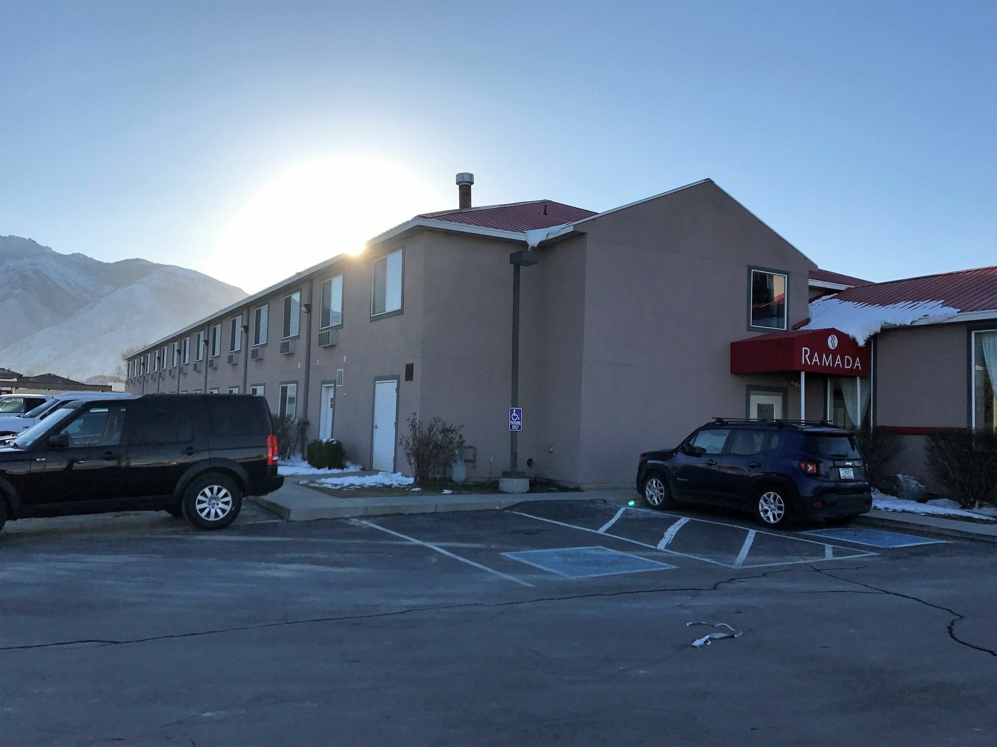 Hotel Ramada By Wyndham Draper, Utah Exterior foto