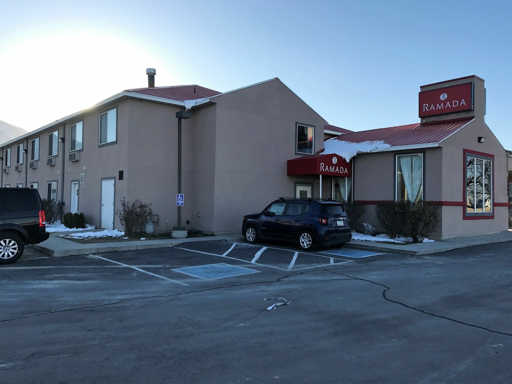 Hotel Ramada By Wyndham Draper, Utah Exterior foto