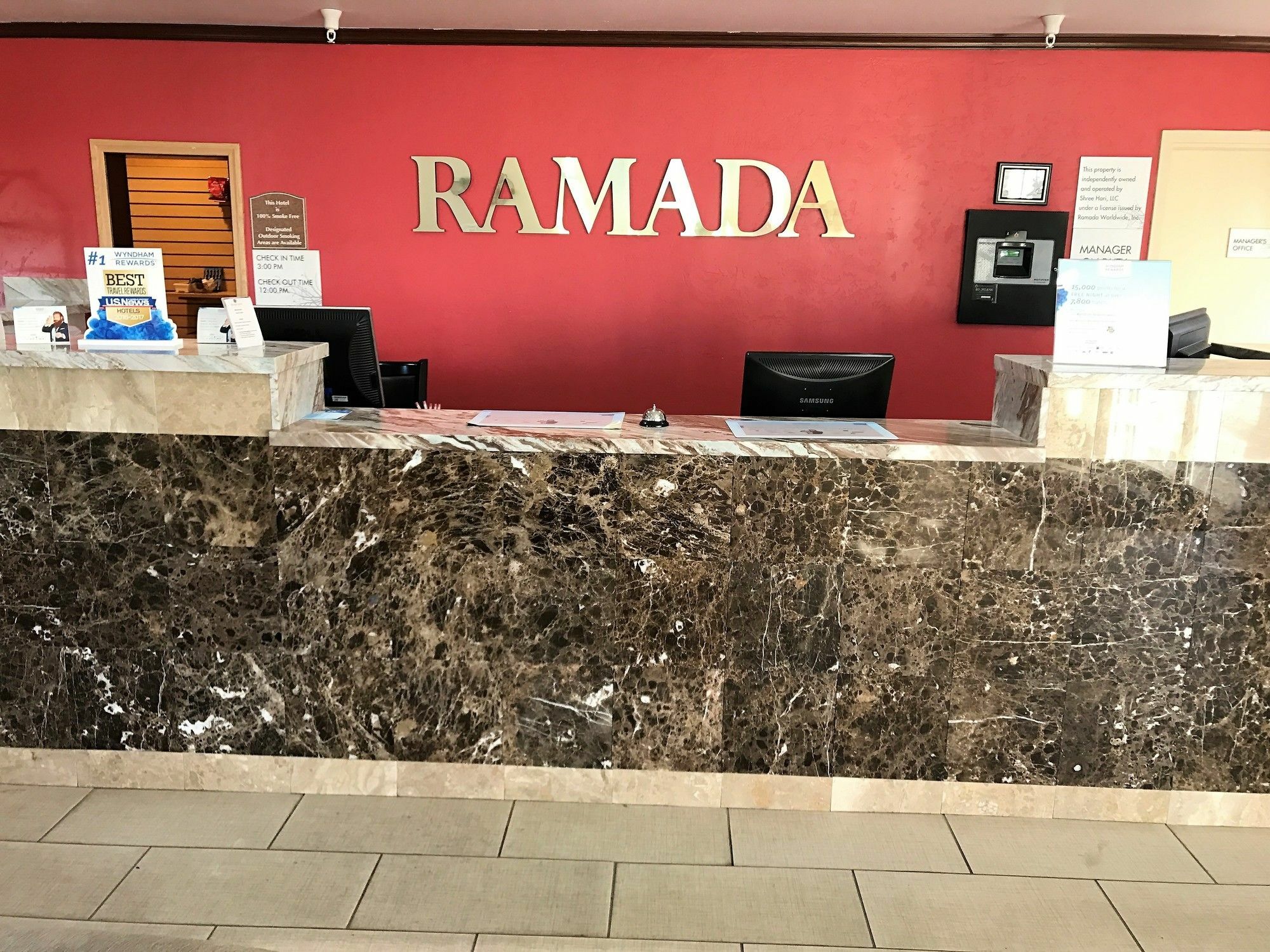 Ramada By Wyndham Draper Hotel Exterior foto